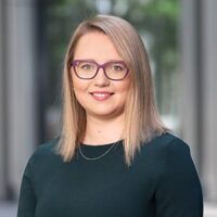 katerina_kabatova_300x300